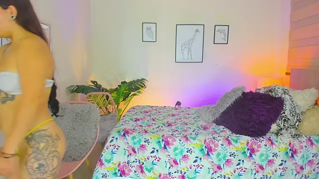 Snapshot of LusyKitty chatting on October 10, 2025, 3:24 pm LusyKitty online show from October 10, 2025, 3:24 pm