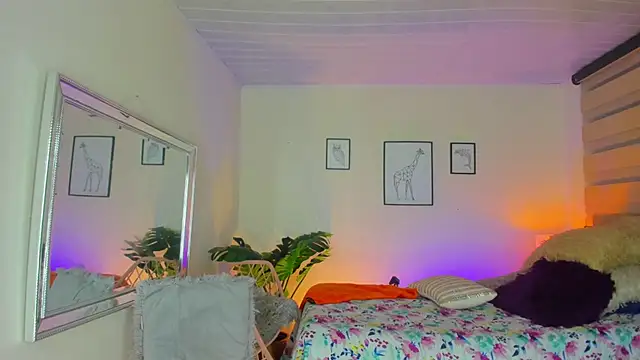 Snapshot of LusyKitty chatting on September 24, 2025, 3:07 pm LusyKitty online show from September 24, 2025, 3:07 pm