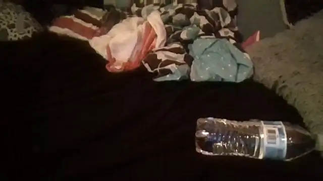 jcwxt online show from December 2, 2025, 3:30 am