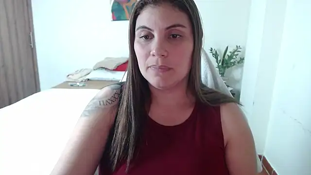 Secret Bella online show from December 4, 2025, 9:58 pm