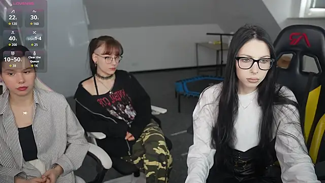 Snapshot of VivianSweet_ chatting on March 14, 2026, 11:27 am VivianSweet online show from March 14, 2026, 11:27 am