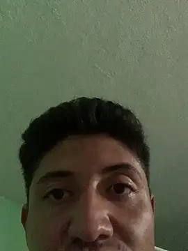 PerraAsquerosa  online show from September 28, 2025, 7:10 pm