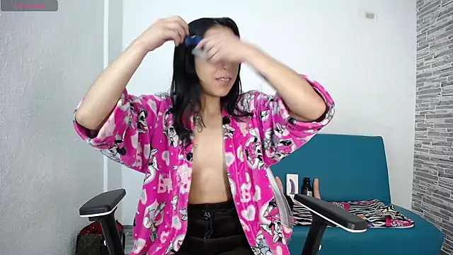 Snapshot of Kony_Lan chatting on February 14, 2026, 12:38 pm Kony Lan online show from February 14, 2026, 12:38 pm