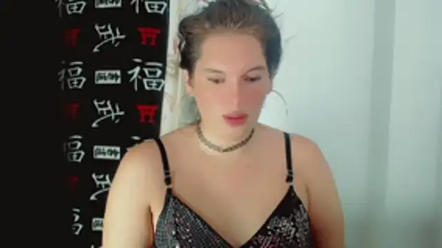 Snapshot of samanthaa_hot_ chatting on April 15, 2026, 3:01 am samanthaa hot online show from April 15, 2026, 3:01 am