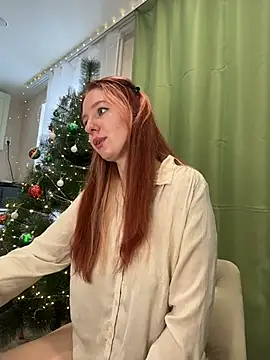 Hera Mark online show from December 14, 2025, 5:57 am