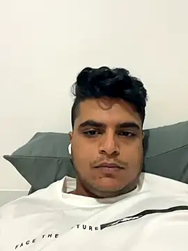 Snapshot of Noam7080z chatting on October 4, 2025, 3:57 pm Noam7080z online show from October 4, 2025, 3:57 pm