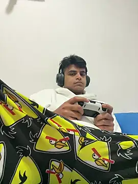 Snapshot of Noam7080z chatting on January 9, 2026, 9:00 pm Noam7080z online show from January 9, 2026, 9:00 pm