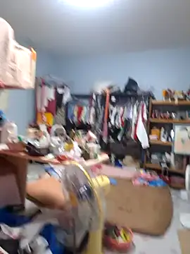 nataliewang69 online show from April 12, 2026, 11:02 am