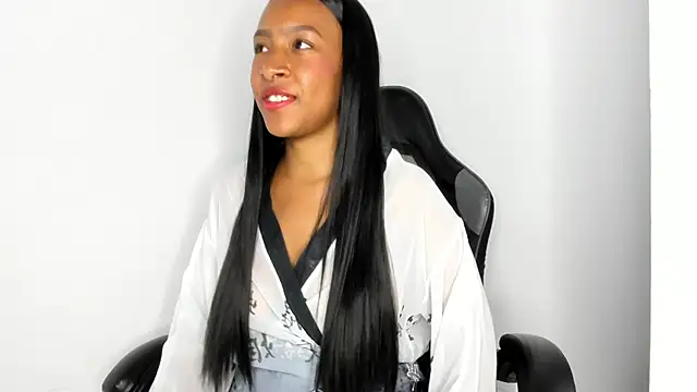 Euphoria 07 online show from November 20, 2025, 4:24 am