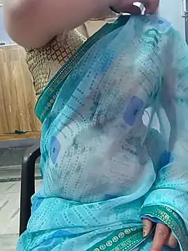 Snapshot of roshni_agrawal0 chatting on January 8, 2026, 6:25 pm roshni agrawal0 online show from January 8, 2026, 6:25 pm