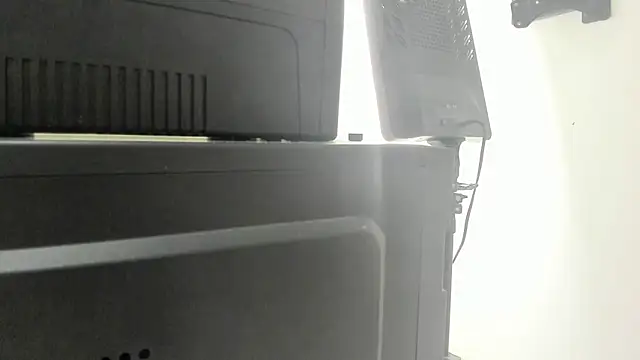 Lady miss    online show from March 19, 2026, 1:11 pm