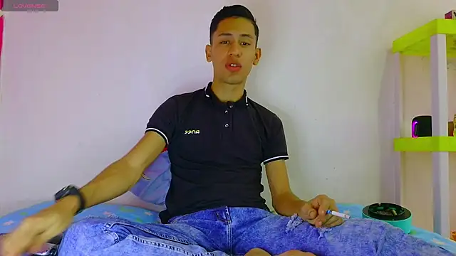 dylan apol0 online show from January 18, 2026, 4:27 am