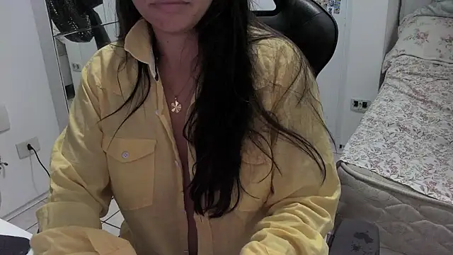 Snapshot of raposinharabuda chatting on March 3, 2026, 5:25 am raposinharabuda online show from March 3, 2026, 5:25 am