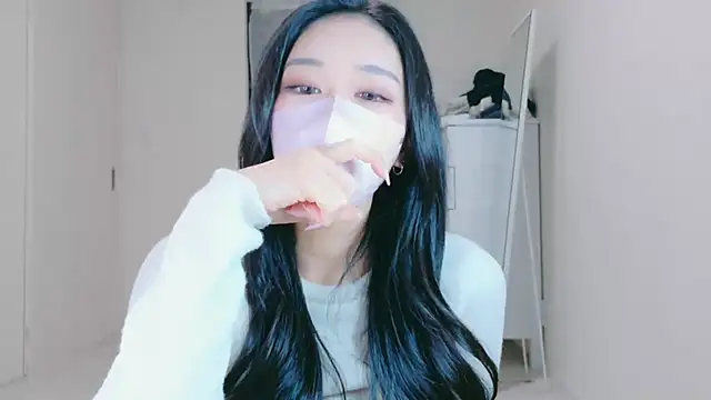 Snapshot of ramuchan_desu chatting on January 9, 2026, 11:55 pm ramuchan desu online show from January 9, 2026, 11:55 pm