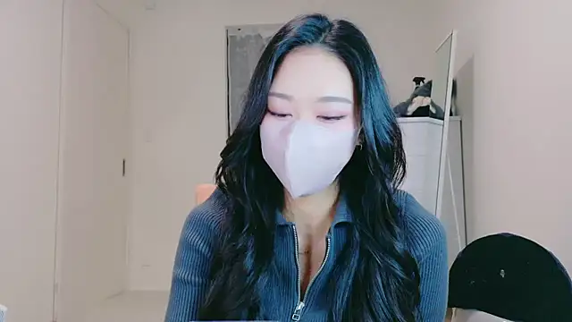 Snapshot of ramuchan_desu chatting on February 15, 2026, 11:36 pm ramuchan desu online show from February 15, 2026, 11:36 pm