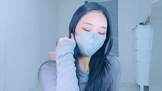 ramuchan desu online show from December 2, 2025, 2:23 am