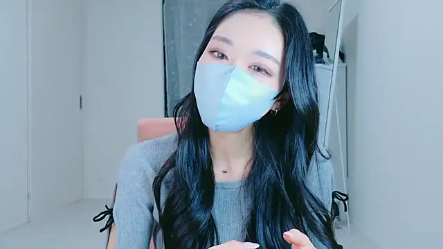 Snapshot of ramuchan_desu chatting on January 11, 2026, 12:17 am ramuchan desu online show from January 11, 2026, 12:17 am