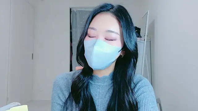 Snapshot of ramuchan_desu chatting on February 7, 2026, 12:07 am ramuchan desu online show from February 7, 2026, 12:07 am