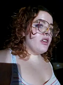 Snapshot of nuttiebuddy1 chatting on November 20, 2025, 8:37 am nuttiebuddy1 online show from November 20, 2025, 8:37 am