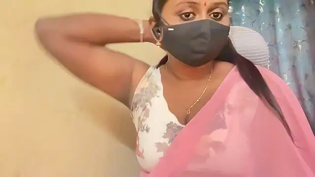 Snapshot of Pavani-Sexy chatting on May 30, 2026, 9:15 am Pavani-Sexy online show from May 30, 2026, 9:15 am