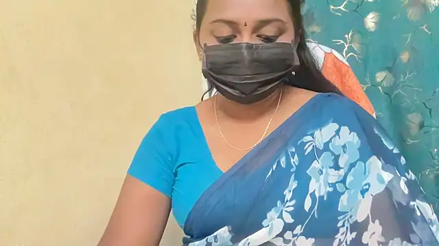 Snapshot of Pavani-Sexy chatting on May 23, 2026, 6:12 am Pavani-Sexy online show from May 23, 2026, 6:12 am