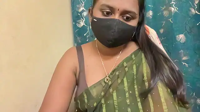 Snapshot of Pavani-Sexy chatting on May 6, 2026, 5:50 pm Pavani-Sexy online show from May 6, 2026, 5:50 pm