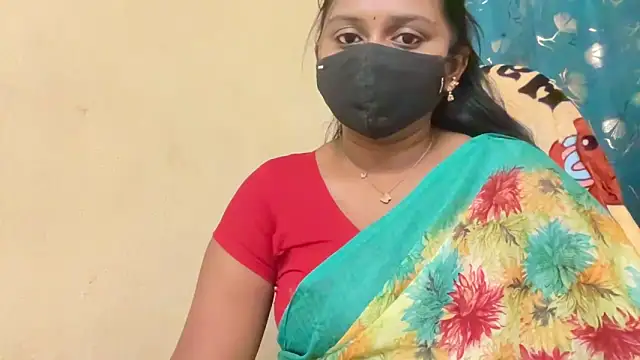 Snapshot of Pavani-Sexy chatting on April 21, 2026, 6:47 pm Pavani-Sexy online show from April 21, 2026, 6:47 pm