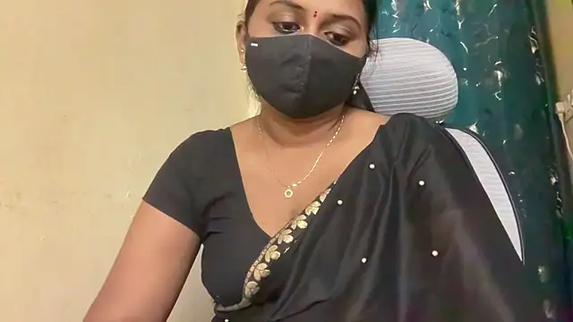 Snapshot of Pavani-Sexy chatting on May 30, 2026, 9:20 pm Pavani-Sexy online show from May 30, 2026, 9:20 pm