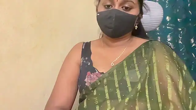 Snapshot of Pavani-Sexy chatting on May 28, 2026, 7:20 pm Pavani-Sexy online show from May 28, 2026, 7:20 pm