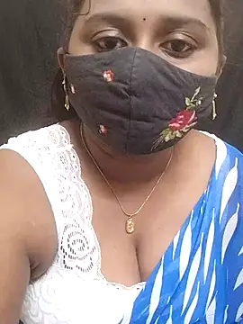 Pavani-Sexy online show from December 14, 2025, 4:45 pm