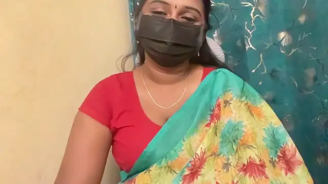 Snapshot of Pavani-Sexy chatting on May 22, 2026, 6:06 pm Pavani-Sexy online show from May 22, 2026, 6:06 pm