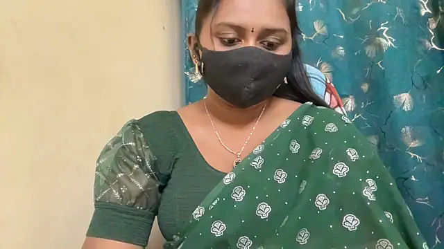 Snapshot of Pavani-Sexy chatting on May 3, 2026, 6:22 pm Pavani-Sexy online show from May 3, 2026, 6:22 pm