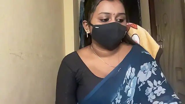 Pavani-Sexy online show from February 28, 2026, 7:02 pm