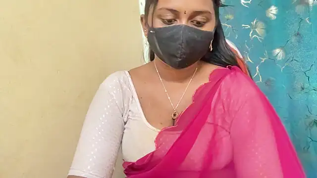 Snapshot of Pavani-Sexy chatting on April 30, 2026, 9:49 am Pavani-Sexy online show from April 30, 2026, 9:49 am