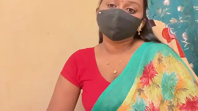 Snapshot of Pavani-Sexy chatting on April 21, 2026, 2:51 am Pavani-Sexy online show from April 21, 2026, 2:51 am
