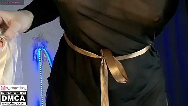 Snapshot of _temptation chatting on October 31, 2025, 11:07 am temptation online show from October 31, 2025, 11:07 am