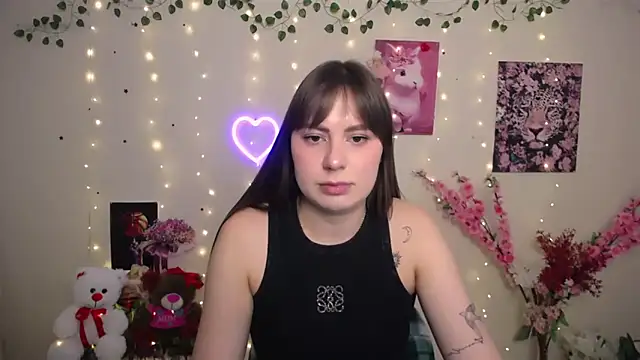 Snapshot of Amanda_Bright_ chatting on May 10, 2026, 8:51 am Amanda Bright online show from May 10, 2026, 8:51 am