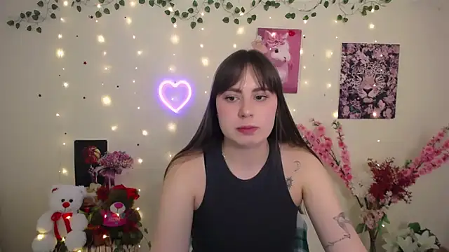 Snapshot of Amanda_Bright_ chatting on May 14, 2026, 10:23 am Amanda Bright online show from May 14, 2026, 10:23 am