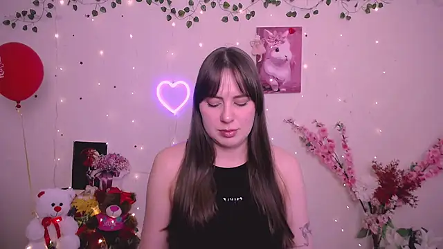 Snapshot of Amanda_Bright_ chatting on April 17, 2026, 11:02 am Amanda Bright online show from April 17, 2026, 11:02 am