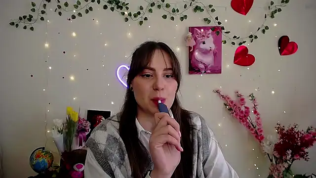 Snapshot of Amanda_Bright_ chatting on March 10, 2026, 7:34 am Amanda Bright online show from March 10, 2026, 7:34 am