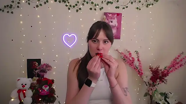 Snapshot of Amanda_Bright_ chatting on May 7, 2026, 10:40 am Amanda Bright online show from May 7, 2026, 10:40 am