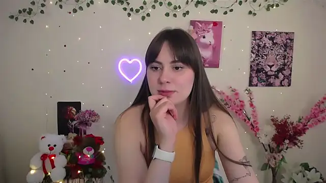 Snapshot of Amanda_Bright_ chatting on May 13, 2026, 10:22 am Amanda Bright online show from May 13, 2026, 10:22 am