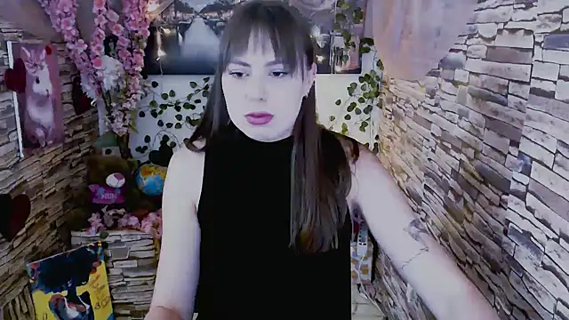 Amanda Bright  online show from September 23, 2025, 6:31 am