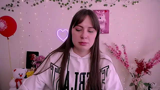 Snapshot of Amanda_Bright_ chatting on April 15, 2026, 10:32 am Amanda Bright online show from April 15, 2026, 10:32 am