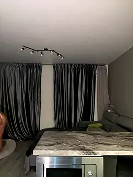 Elizebeth Parker online show from January 8, 2026, 10:16 pm