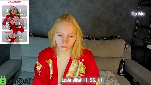 Snapshot of Anna_Chelsea chatting on November 12, 2025, 12:59 am Anna Chelsea online show from November 12, 2025, 12:59 am