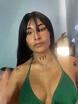 AnnieCouperr online show from December 17, 2025, 8:58 pm