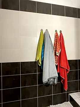 annacarlabgcam13 online show from December 13, 2025, 11:22 pm