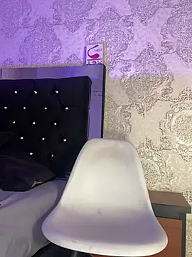 Snapshot of ThiagoBlaze chatting on February 24, 2026, 12:33 am ThiagoBlaze online show from February 24, 2026, 12:33 am