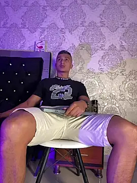 Snapshot of ThiagoBlaze chatting on February 2, 2026, 12:26 pm ThiagoBlaze online show from February 2, 2026, 12:26 pm